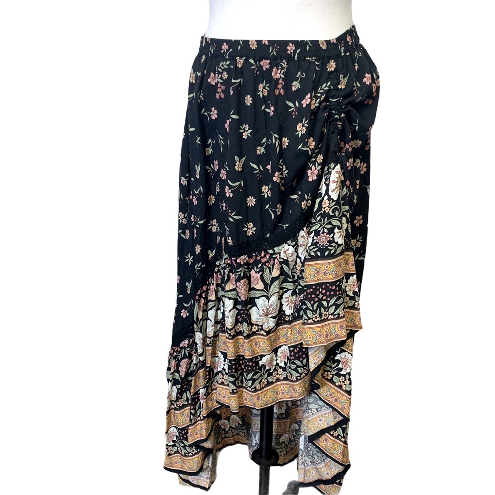 EUC Large Jaase Dewdrop hi-lo rayon skirt